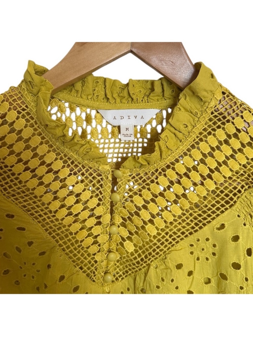 Adiva Eyelet Lace Yoke 100% Cotton Puff Sleeve Top - Picture 2 of 6